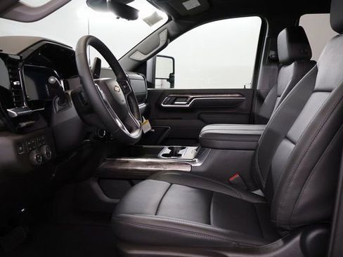 New 2026 Chevrolet Silverado 3500 LTZ w/ LTZ Premium Package image 10