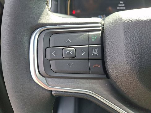 Used 2024 Jeep Wagoneer Series II w/ Convenience Group I AWD/4WD image 23