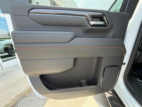 New 2026 GMC Sierra 2500 AT4 w/ AT4 Premium Plus Package AWD/4WD image 17