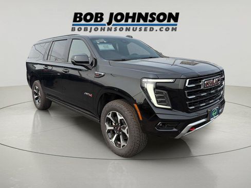 Certified 2025 GMC Yukon XL AT4 w/ AT4 Premium Package AWD/4WD image 1