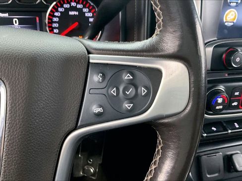 Used 2015 GMC Sierra 1500 SLT w/ SLT Crew Cab Value Package image 15