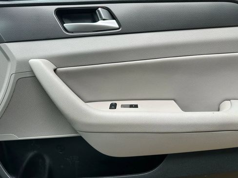 Used 2016 Hyundai Sonata Sport image 15