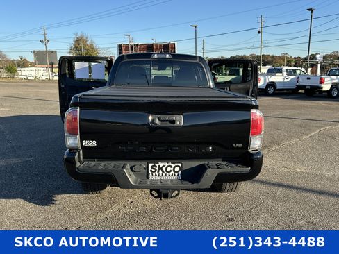 Used 2021 Toyota Tacoma TRD Sport image 32