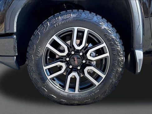 Certified 2023 GMC Sierra 1500 AT4 w/ Technology Package image 10