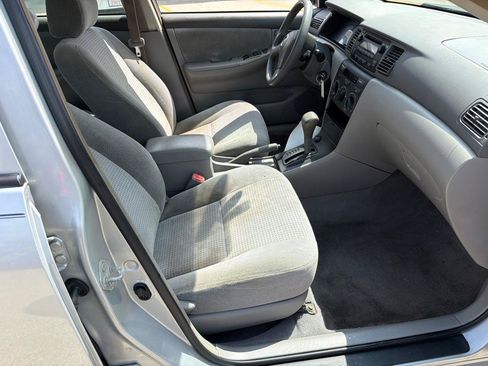 Used 2007 Toyota Corolla CE FWD image 9