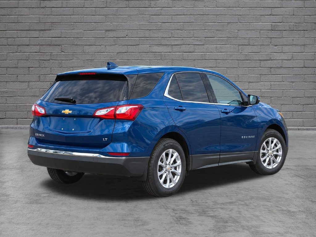 Used 2020 Chevrolet Equinox LT w/ Driver Convenience Package FWD image 3