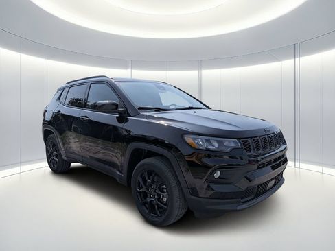 New 2026 Jeep Compass Latitude AWD/4WD image 2