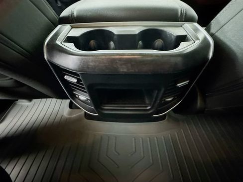 Used 2020 RAM 1500 Big Horn AWD/4WD image 24