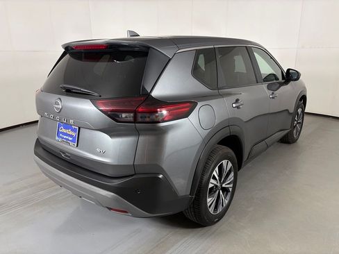 Used 2023 Nissan Rogue SV FWD image 8