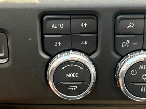 Used 2024 GMC Sierra 2500 Denali Ultimate AWD/4WD image 20