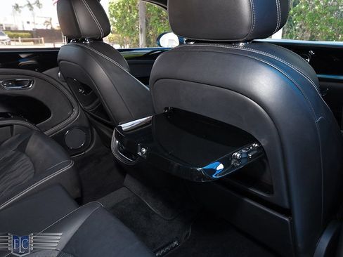 Used 2017 Bentley Mulsanne RWD image 18