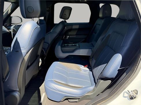 Used 2018 Land Rover Range Rover Sport Supercharged image 24