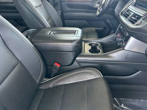 Used 2023 Chevrolet Tahoe Premier AWD/4WD image 18