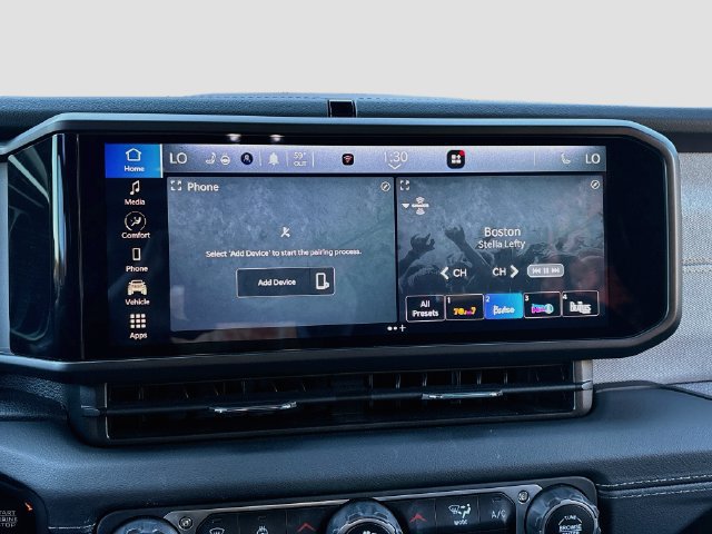 Used 2024 Jeep Wrangler Unlimited Sahara AWD/4WD image 14