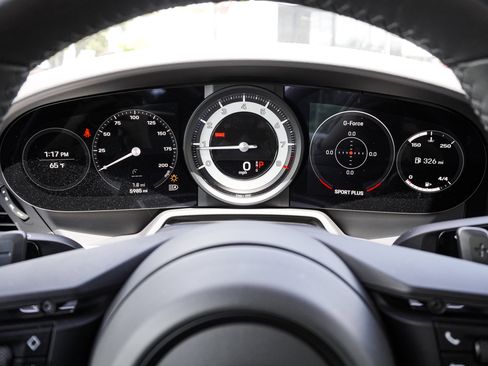 Used 2023 Porsche 911 Carrera S w/ Sport Package RWD image 20