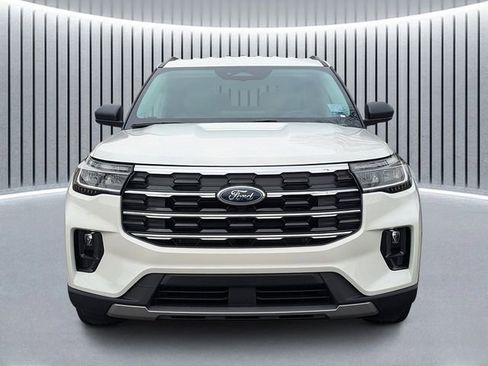 New 2026 Ford Explorer Active w/ Active Comfort Package image 8