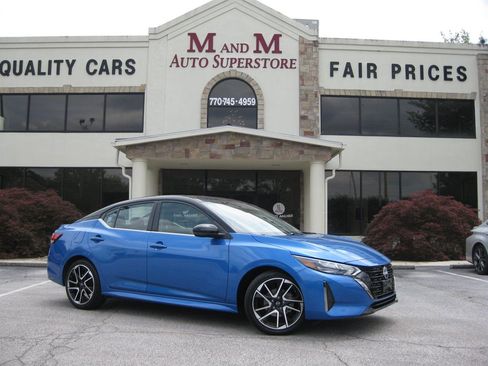 Used 2024 Nissan Sentra SR w/ SR Premium Package FWD image 1