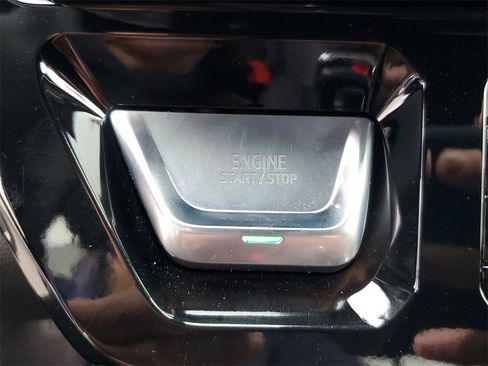 Used 2026 GMC Sierra 1500 Denali Ultimate image 32