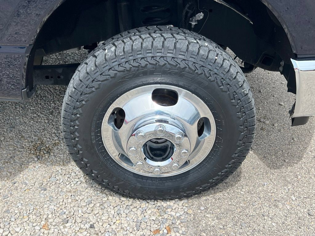 Used 2024 Ford F350 XL AWD/4WD image 10