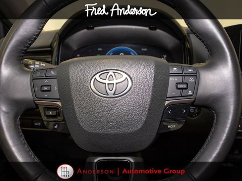 Used 2025 Toyota Camry LE w/ Convenience Package AWD/4WD image 18