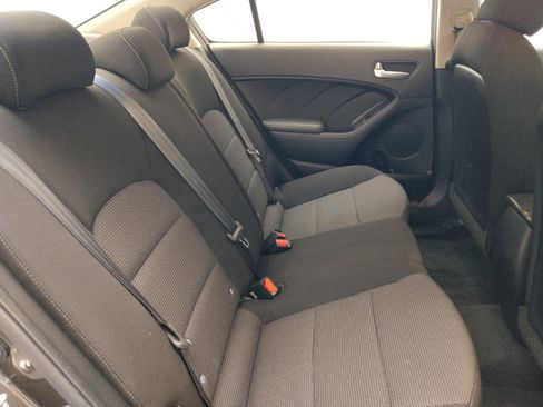 Used 2017 Kia Forte LX FWD image 19