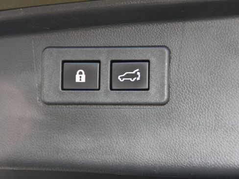 Certified 2023 Subaru Outback Limited image 33