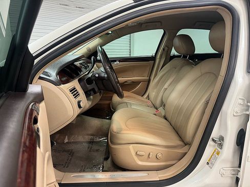 Used 2011 Buick Lucerne CXL w/ Driver Confidence Package image 10