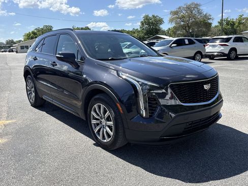 Used 2022 Cadillac XT4 Sport w/ Comfort Package image 7