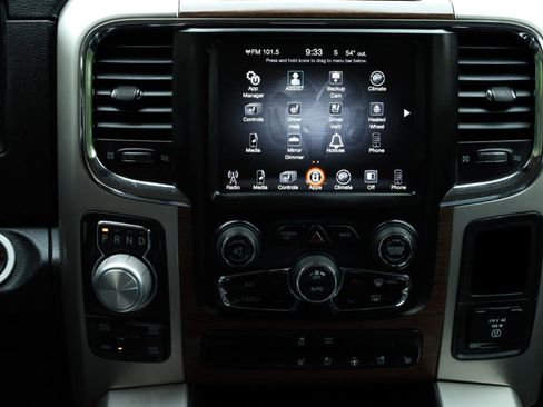 Used 2016 RAM 1500 Laramie w/ Convenience Group image 7