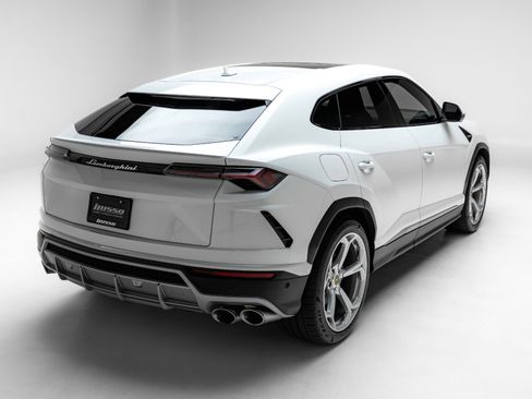 Used 2020 Lamborghini Urus AWD/4WD image 23
