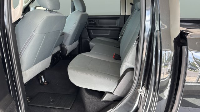 Used 2019 RAM 1500 ST w/ SXT Plus Group AWD/4WD image 19