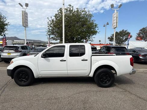 Used 2011 Nissan Frontier S RWD image 10