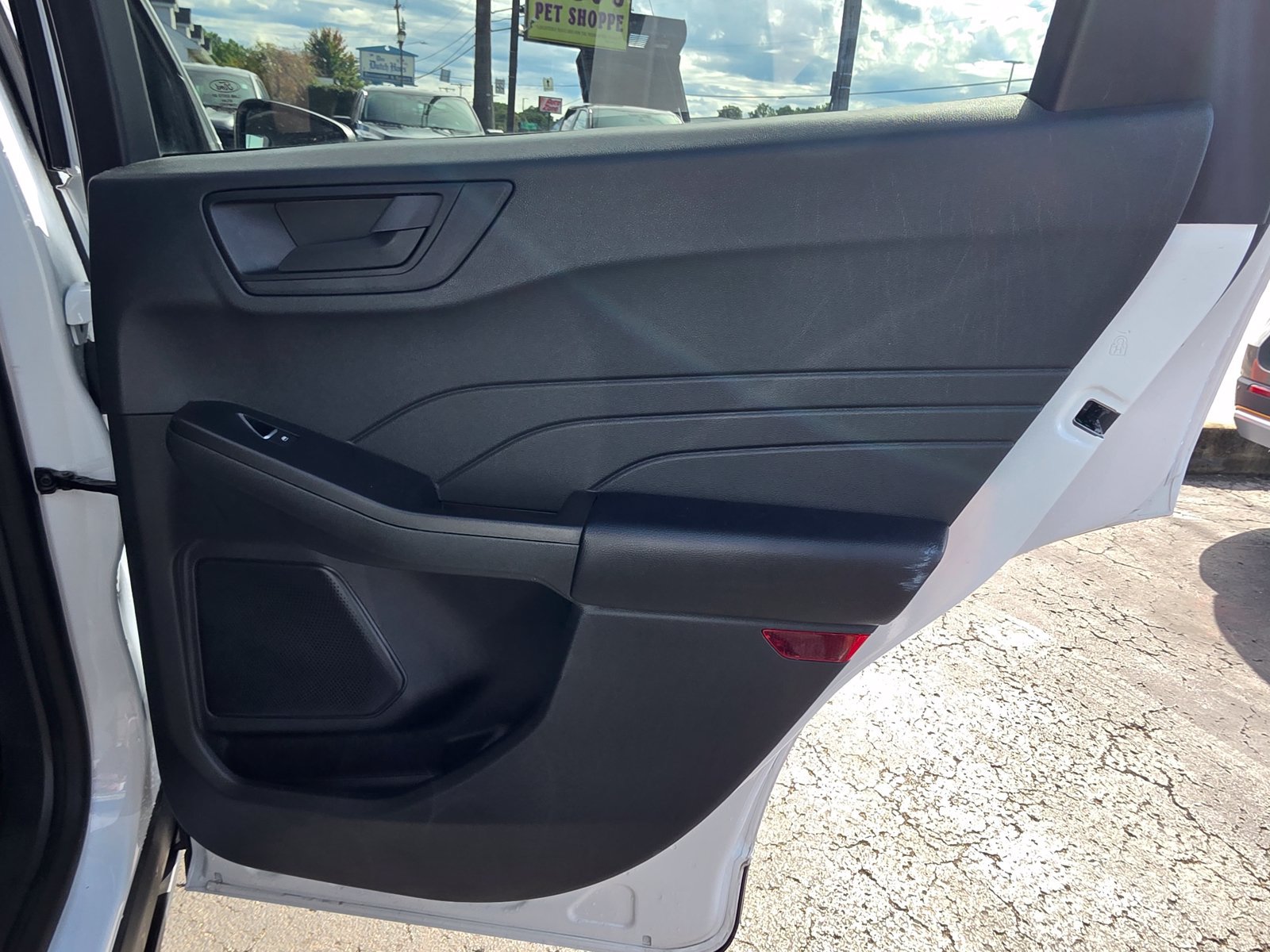 Used 2022 Ford Escape SE w/ SE Sport Appearance Package AWD/4WD image 30