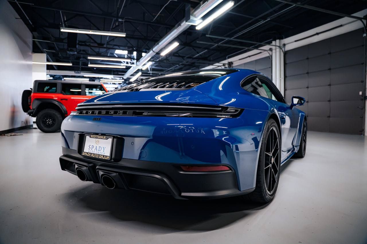 Used 2025 Porsche 911 GTS image 5