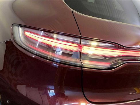 Certified 2023 Porsche Macan S AWD/4WD image 30