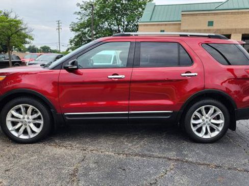 Used 2013 Ford Explorer XLT AWD/4WD image 4
