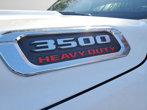 Used 2024 RAM 3500 Big Horn image 34