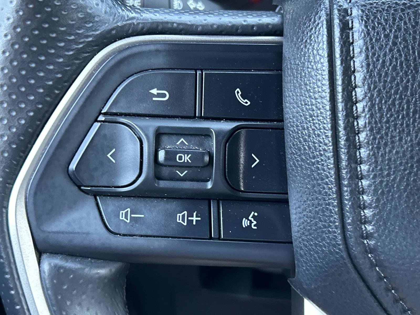 Used 2026 Toyota 4Runner SR5 AWD/4WD image 23
