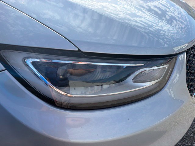 Used 2024 Chrysler Pacifica Touring-L FWD image 8