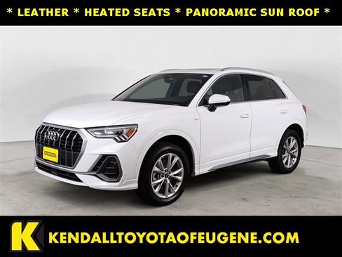 Used 2023 Audi Q3 2.0T Premium image 1