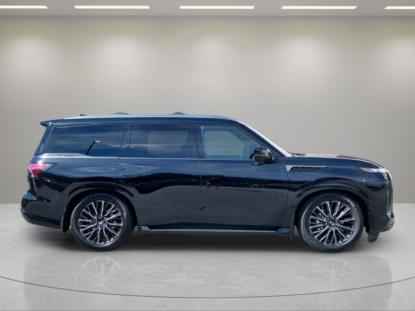 Used 2025 INFINITI QX80 Autograph w/ Autograph Exterior Package AWD/4WD image 5