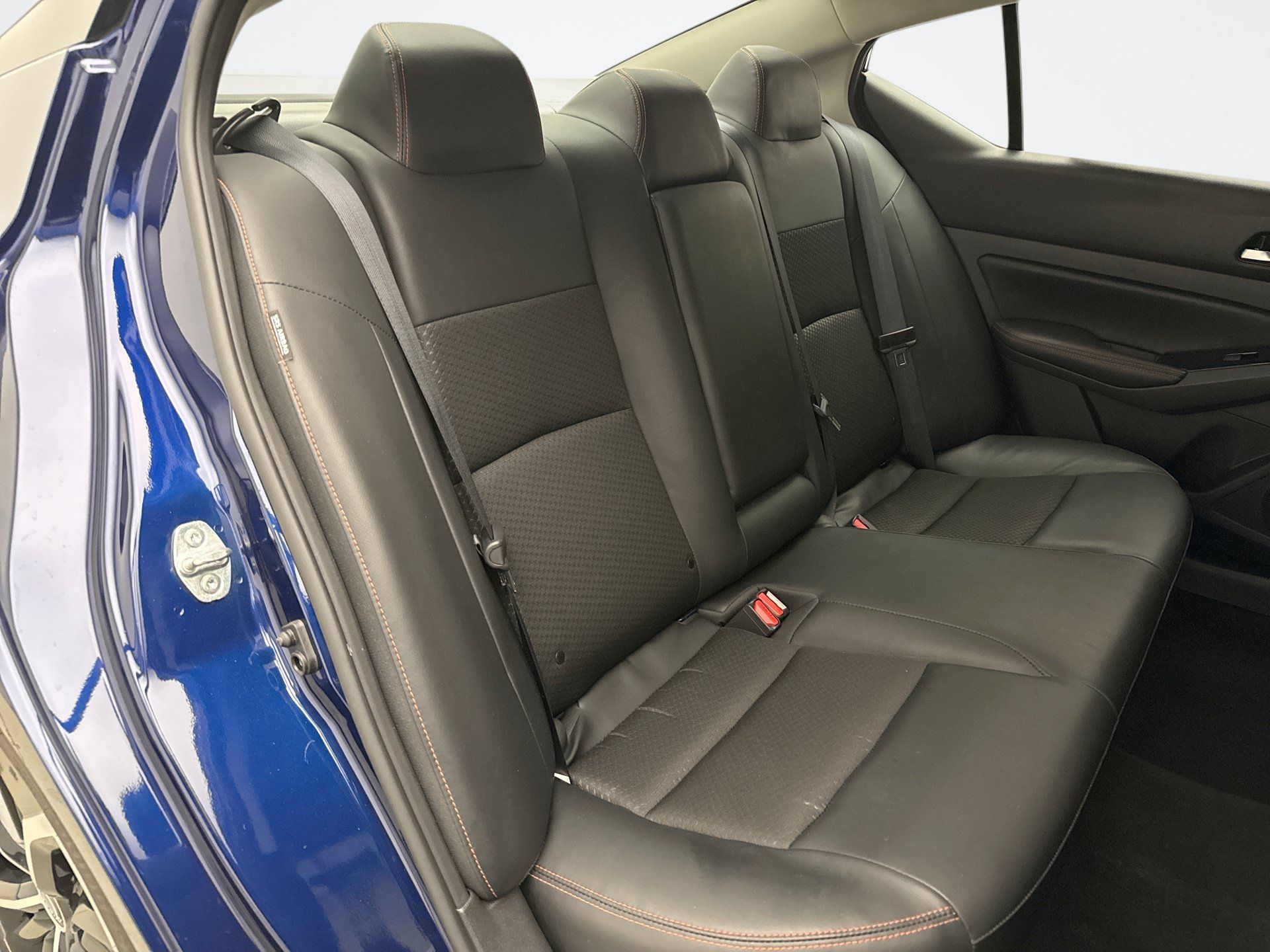 Used 2024 Nissan Altima 2.5 SR FWD image 17