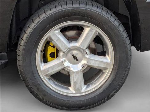 Used 2011 Chevrolet Tahoe LT image 22