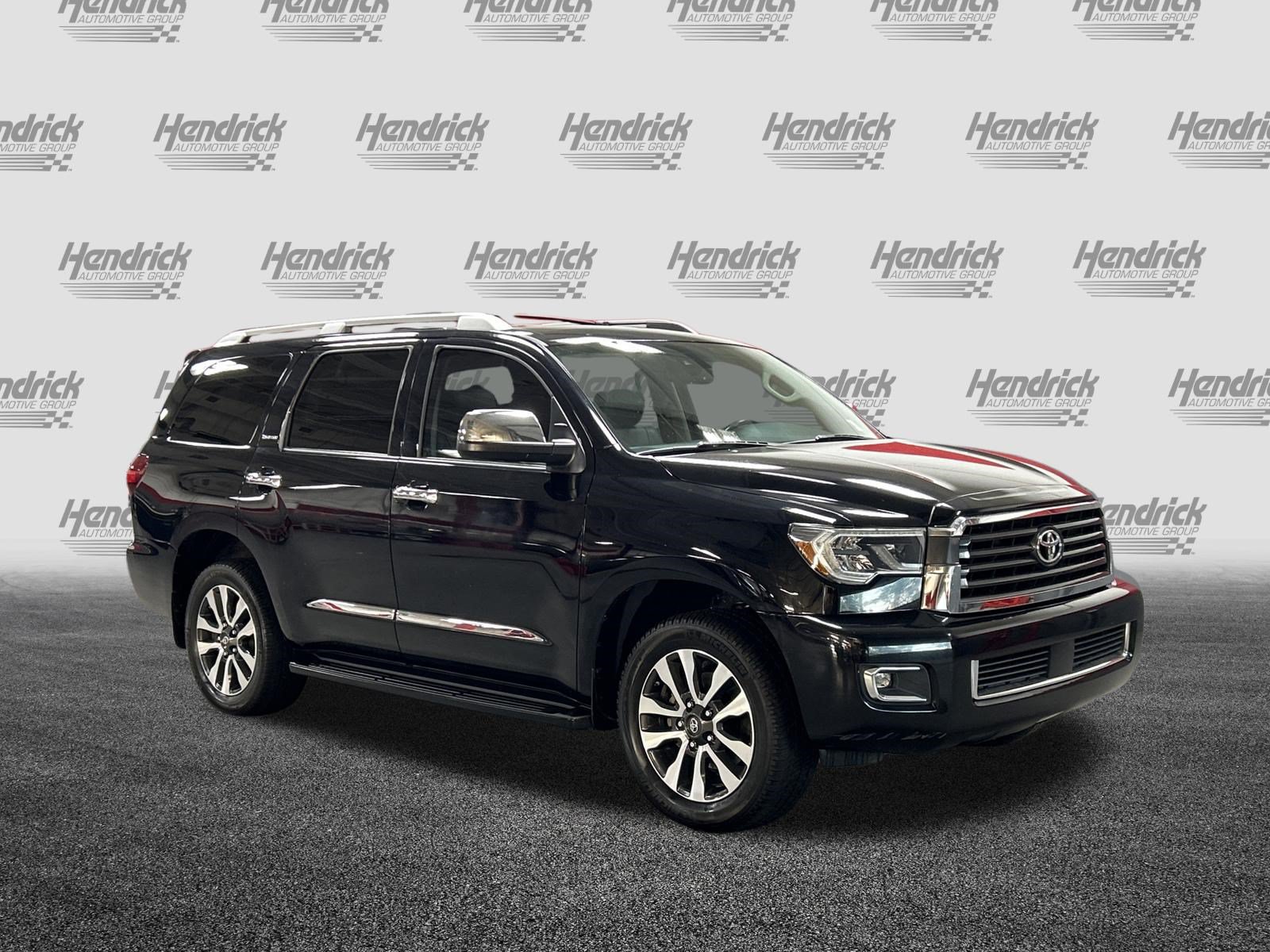 Used 2018 Toyota Sequoia Limited w/ Safety & Convenience Package AWD/4WD image 2