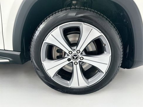 Used 2021 Mercedes-Benz GLS 450 4MATIC image 31