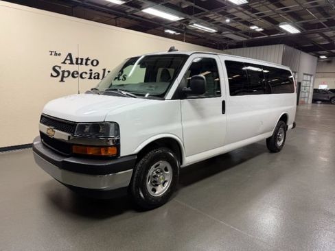 Used 2024 Chevrolet Express 3500 LT w/ LT Preferred Equipment Group RWD image 1