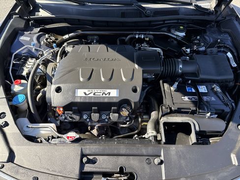 Used 2012 Honda Crosstour EX-L image 36