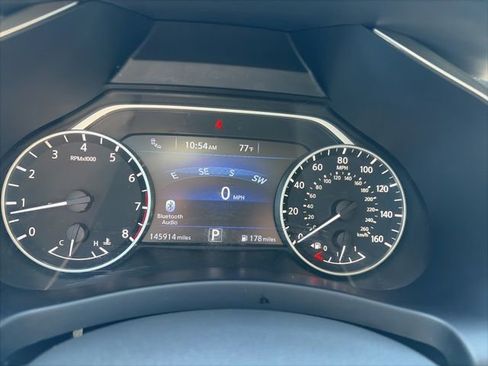 Used 2017 Nissan Murano SL FWD image 13