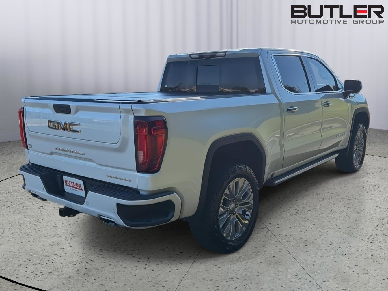 Used 2021 GMC Sierra 1500 Denali w/ Denali Ultimate Package AWD/4WD image 6