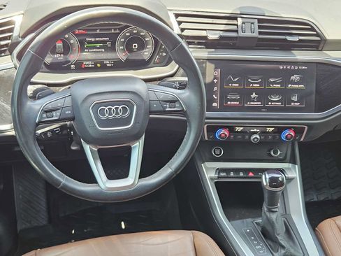 Used 2022 Audi Q3 2.0T Premium Plus w/ Premium Plus Package AWD/4WD image 27